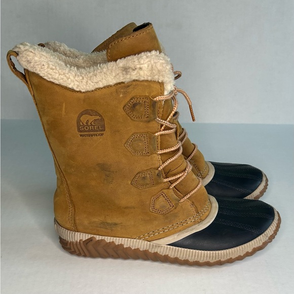 Sorel Size 9.5 Women's Tan & Black Waterproof Winter Boots - Picture 6 of 11